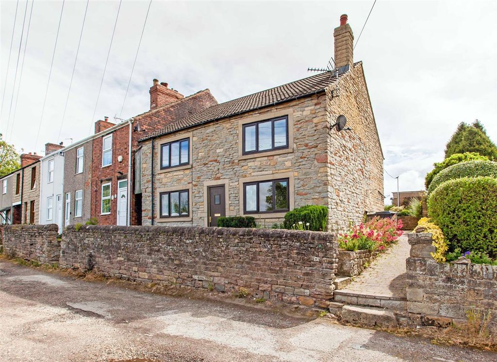 Property photo 1 of 21