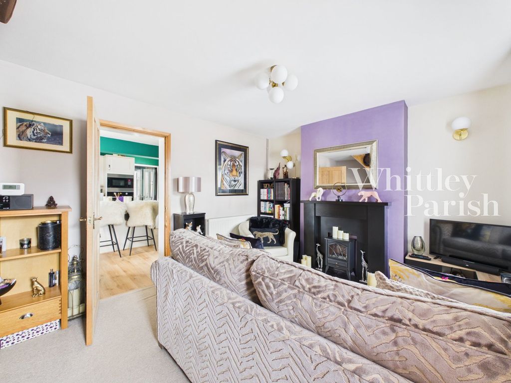 Property photo 3 of 13