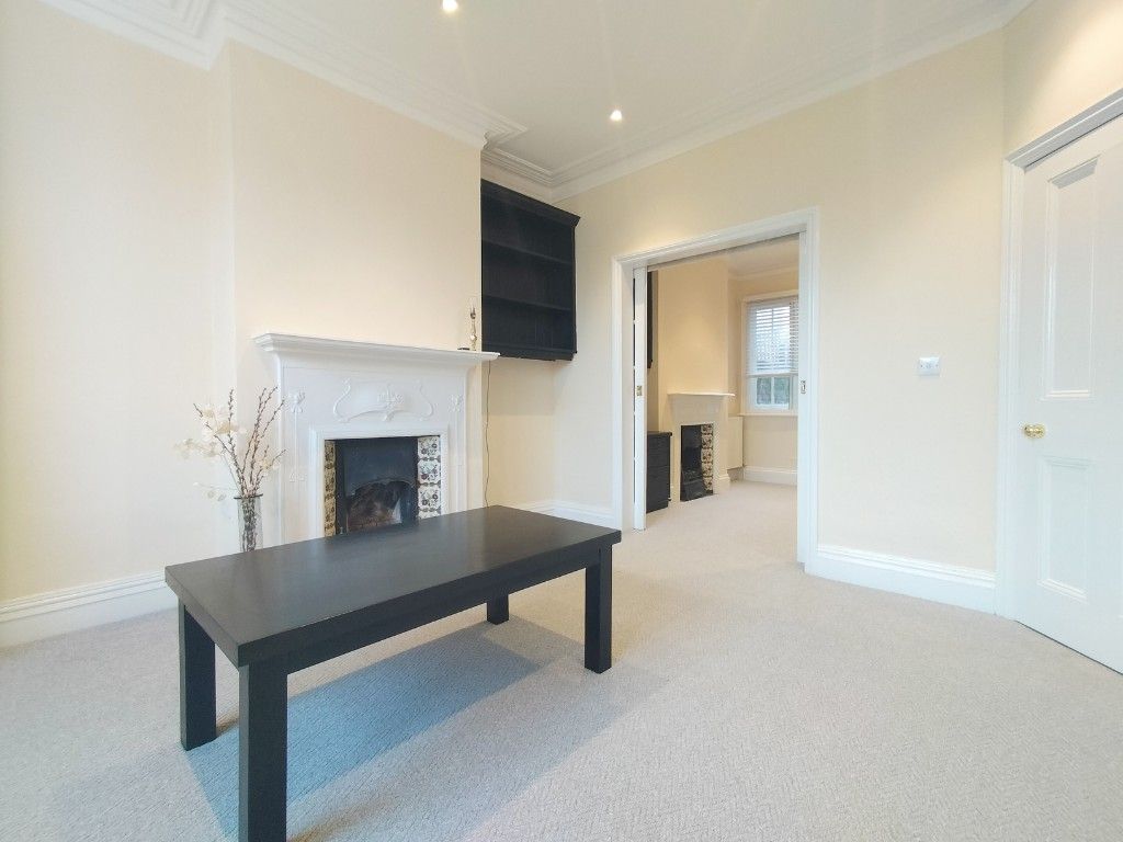 Property photo 2 of 25