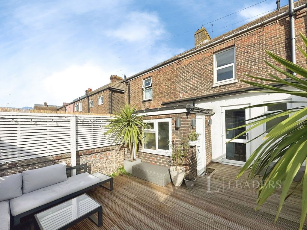 Property photo 3 of 14 Pbox-Img.Jpg