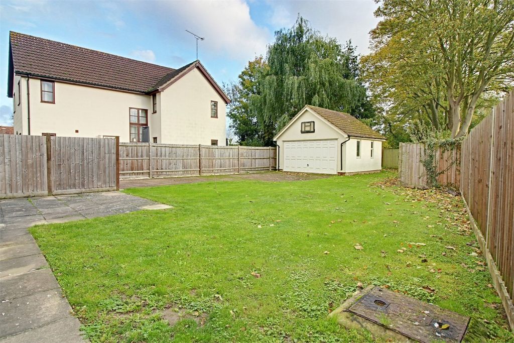 Property photo 3 of 10