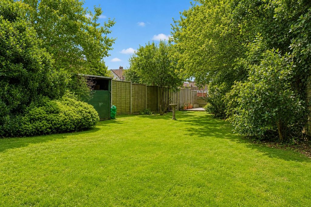 Property photo 2 of 4