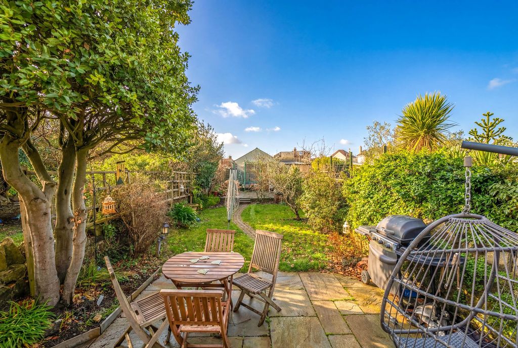 Property photo 2 of 23 Photo 1