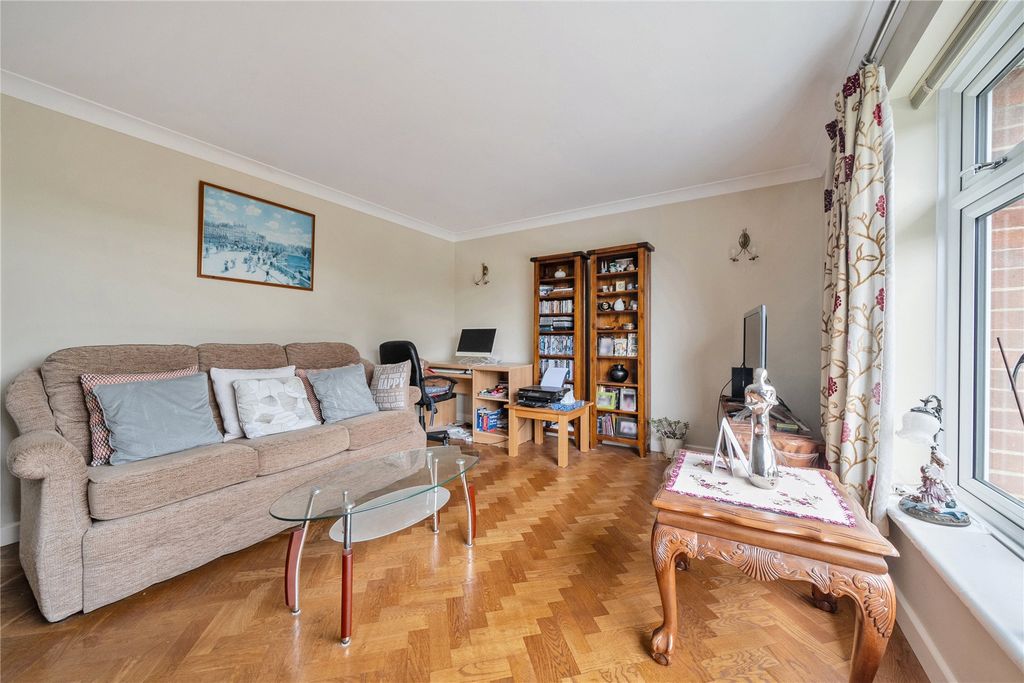 Property photo 2 of 24 Picture No. 03