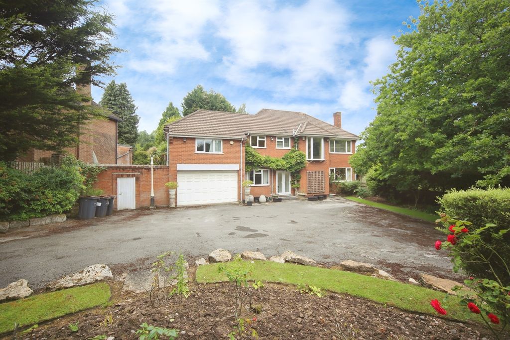 Property photo 1 of 33