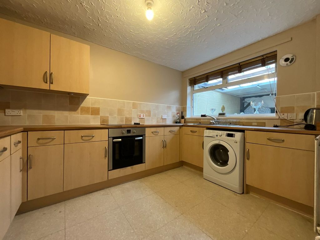 Property photo 2 of 11 4161975