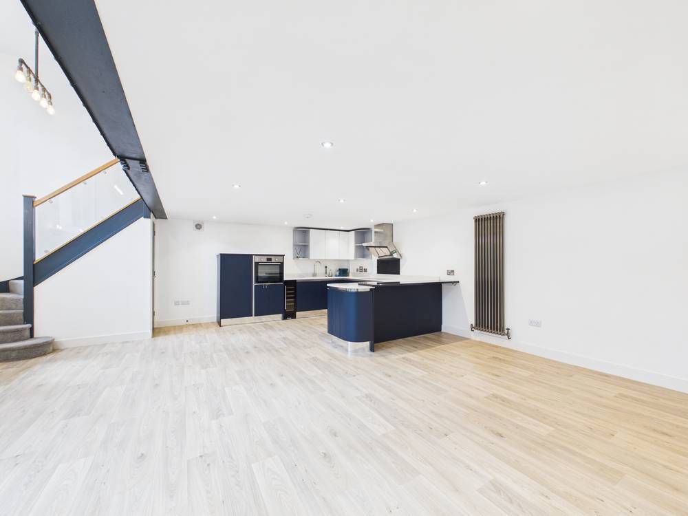Additional image 4 of 2 bed flat for saleMustoe Road, Frenchay, Bristol BS16