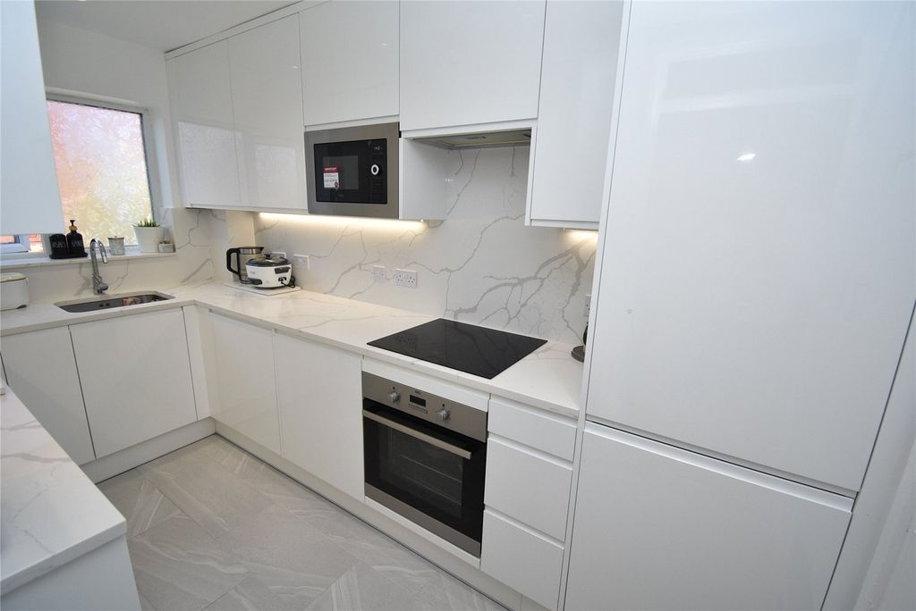 Property photo 3 of 13 Picture No. 09