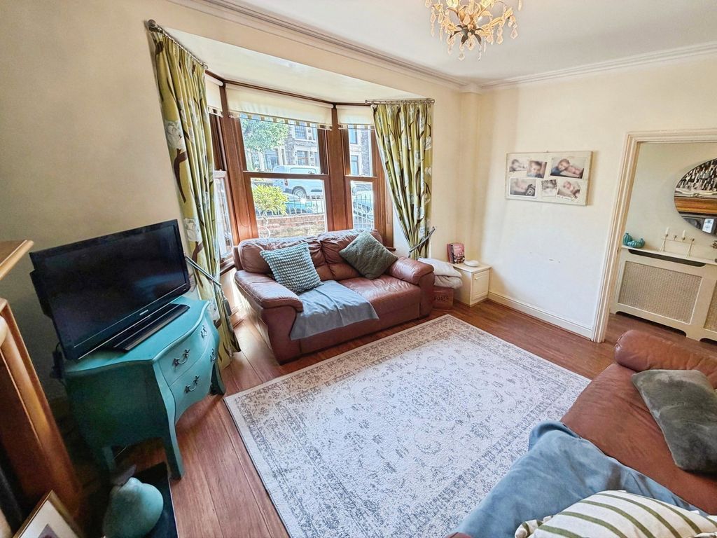 Property photo 3 of 16