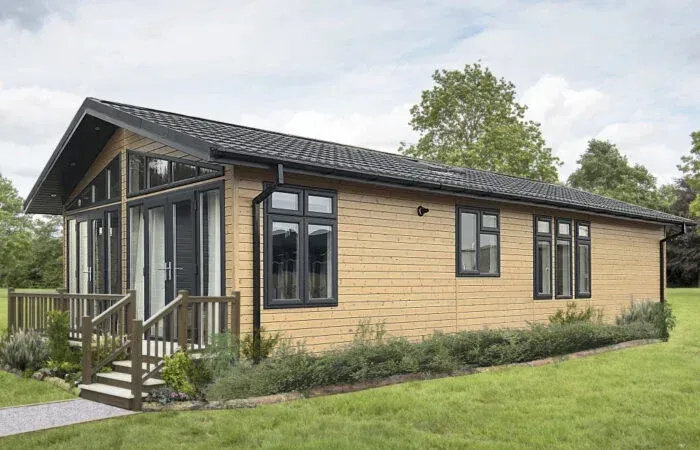 Property photo 1 of 6 Omar Kingfisher Exterior V2 700x450.Jpg Copy.Jpg.Webp