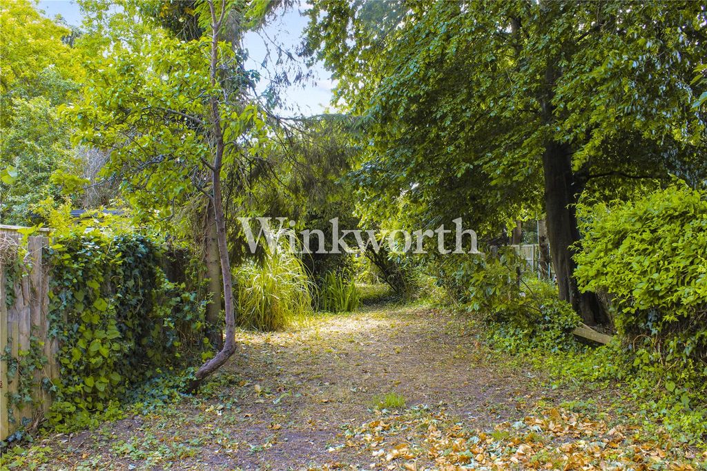 Property photo 3 of 14 Picture No. 26