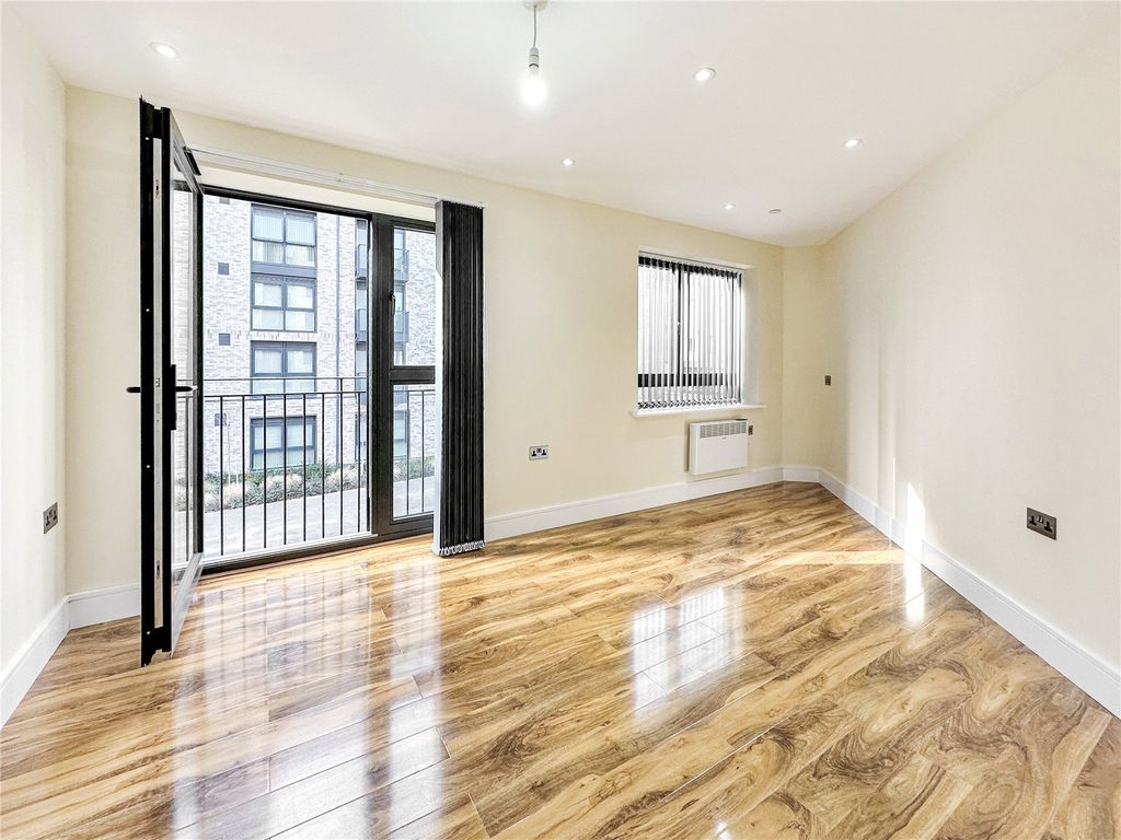 Property photo 1 of 10 Picture No. 18