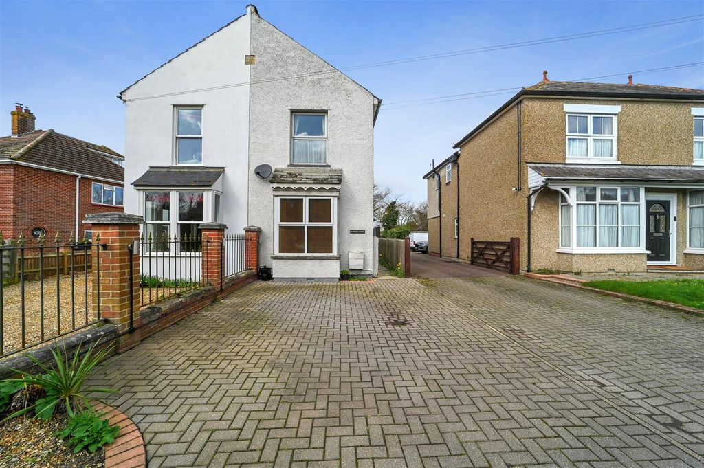 Property photo 1 of 13 Front