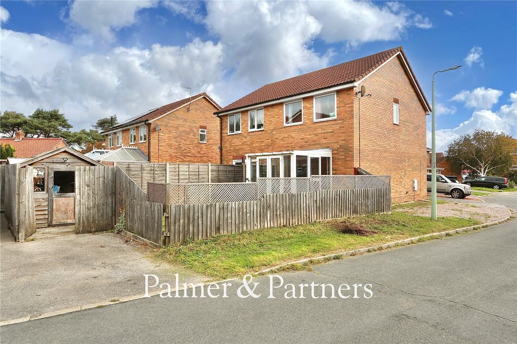 Property photo 2 of 18 Picture No. 01