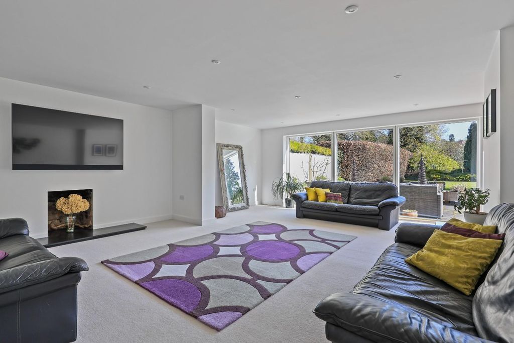 Property photo 2 of 19 Img_4967 - Copy.Jpg