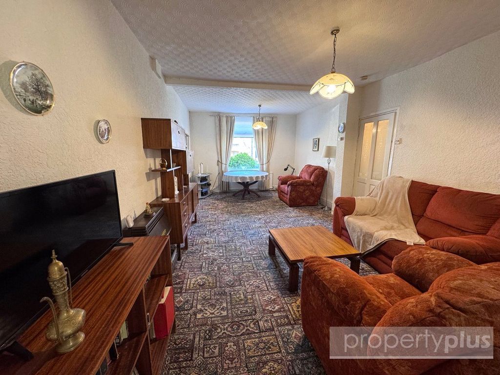 Property photo 1 of 9 Picture No. 06