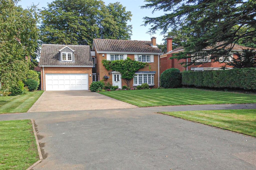 Property photo 1 of 14 New Front.Jpg