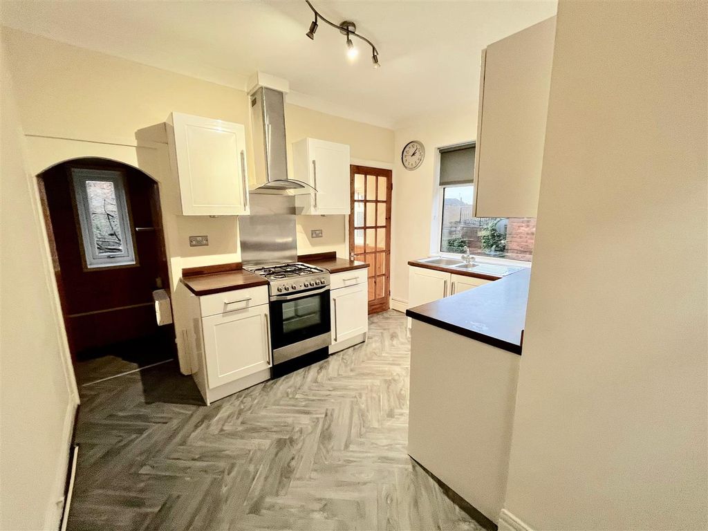 Additional image 4 of 2 bed flat for saleSouthend Terrace, Sheriff Hill, Gateshead NE9