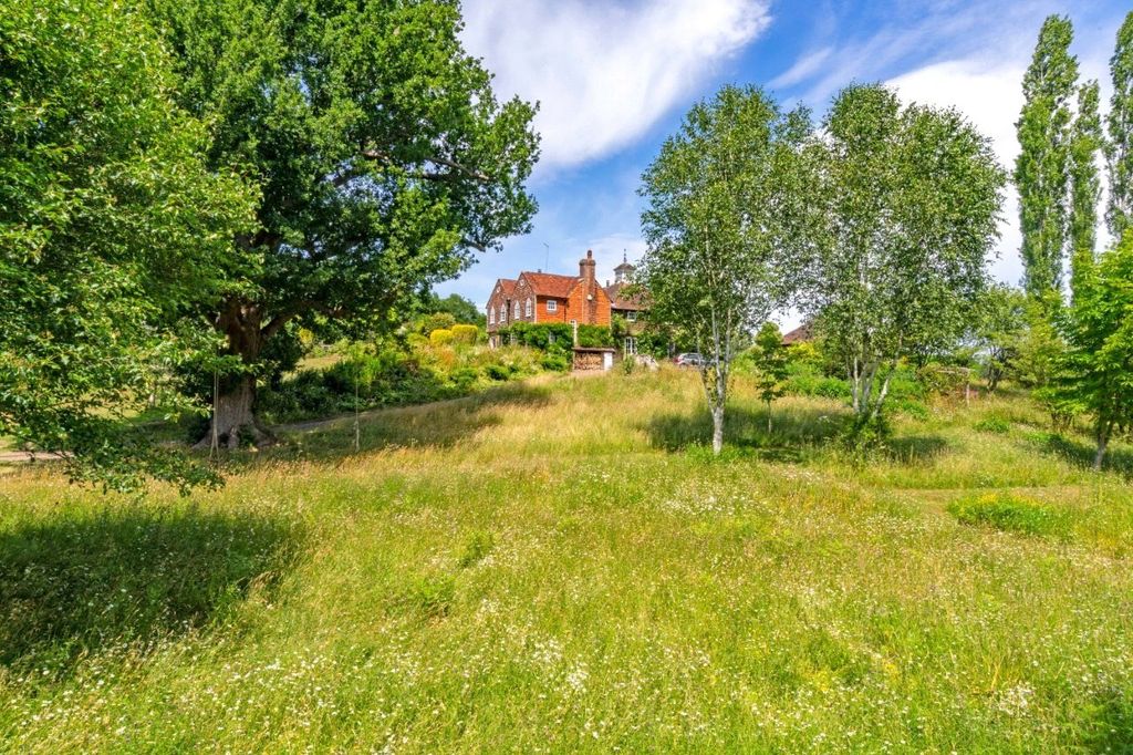 Property photo 2 of 30 External Elevation