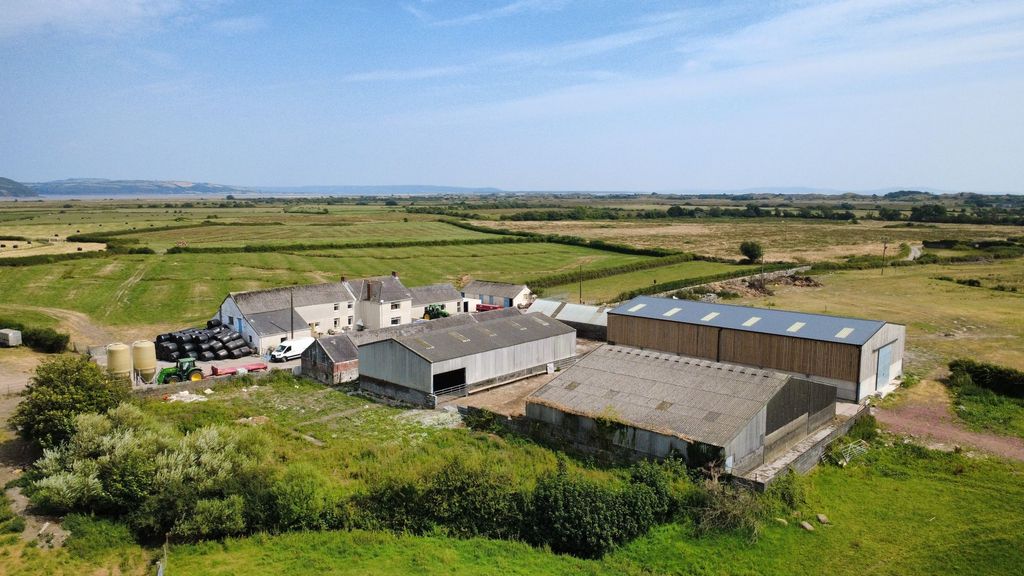Property photo 3 of 86 Malt House
