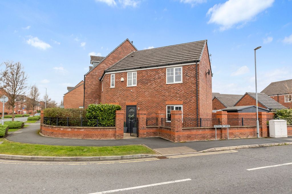 Property photo 1 of 26