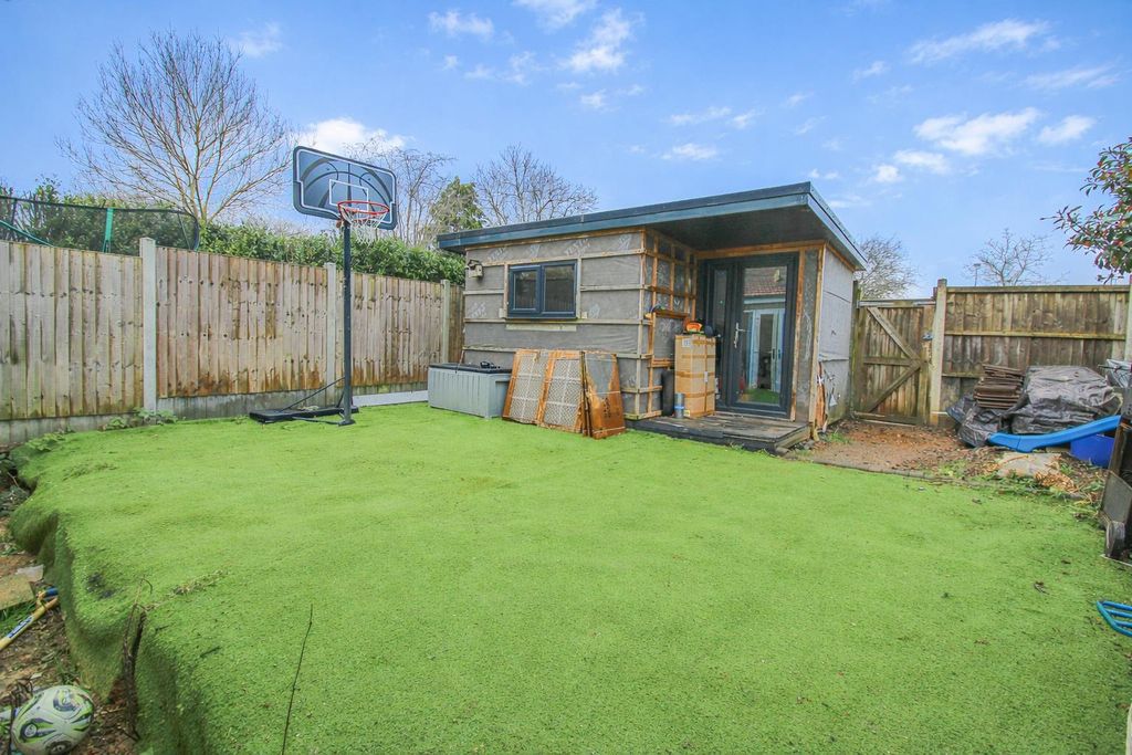 Property photo 3 of 13 1.Png