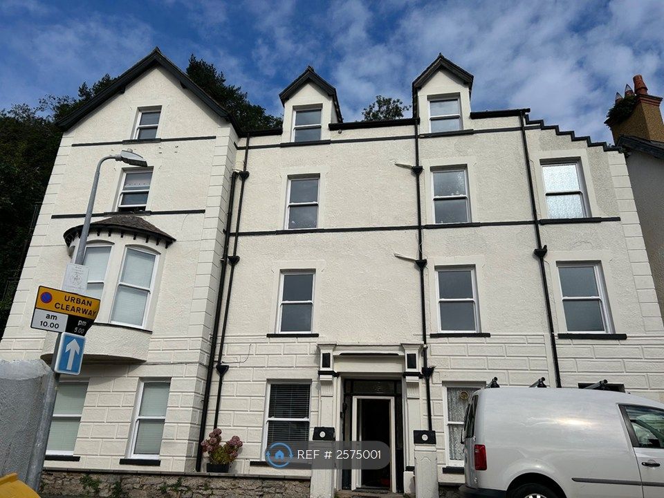 Property photo 1 of 33