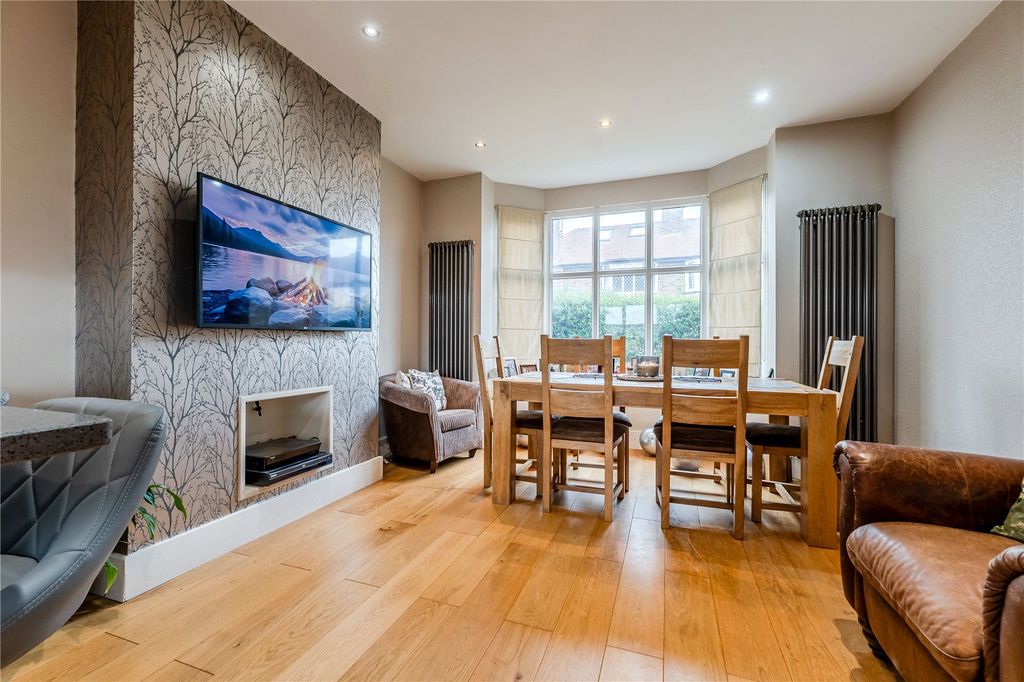 Property photo 3 of 18 Picture No. 08