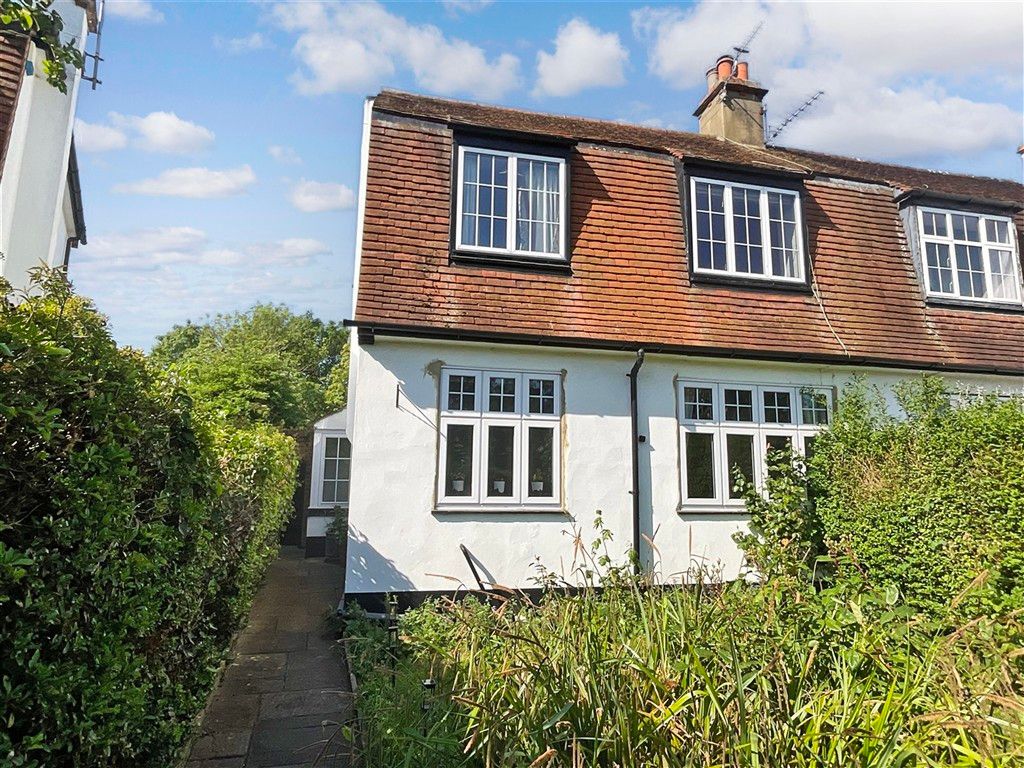 Property photo 1 of 1 External