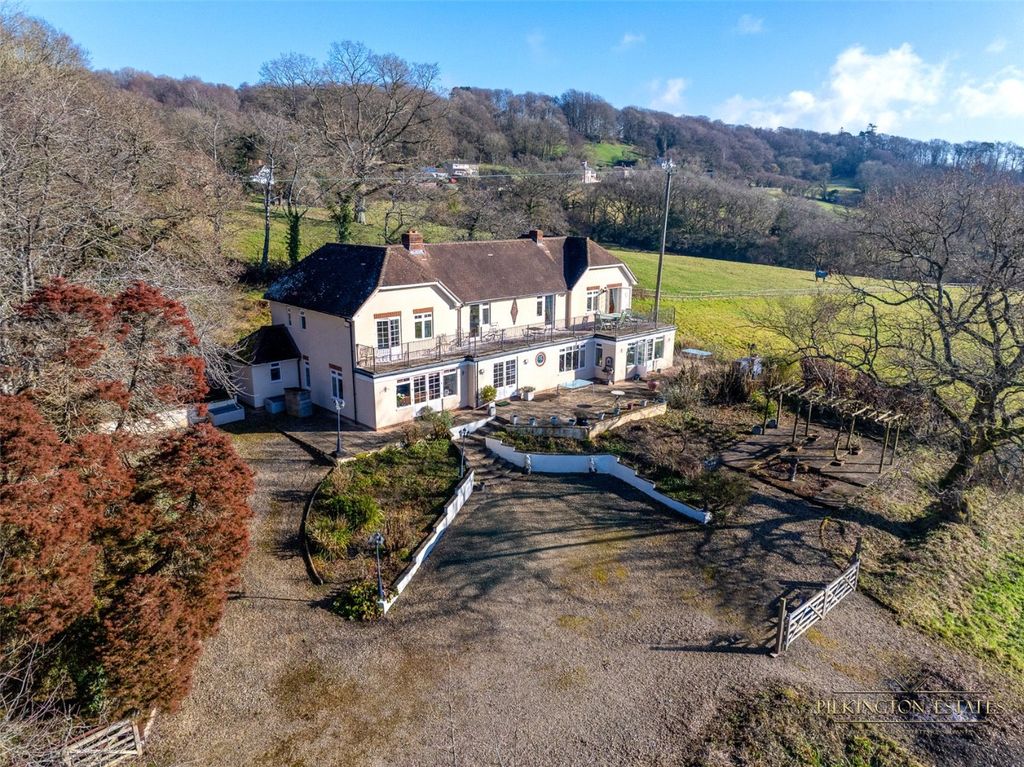 Property photo 2 of 12 4272431