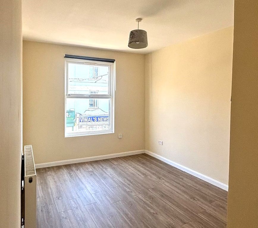 Property photo 3 of 4