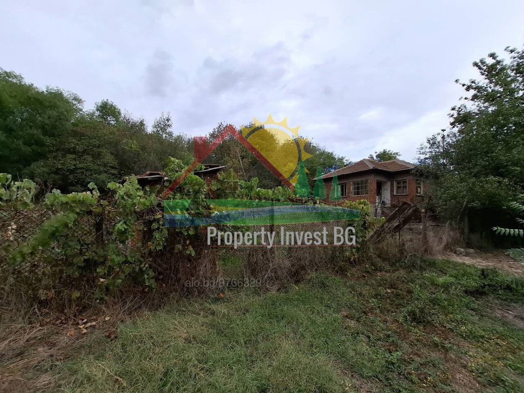 Property photo 3 of 3