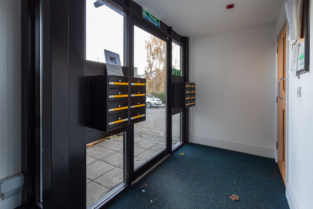 Additional image 16 of 2 bed flat for saleMoorlands Avenue West, Dewsbury WF13
