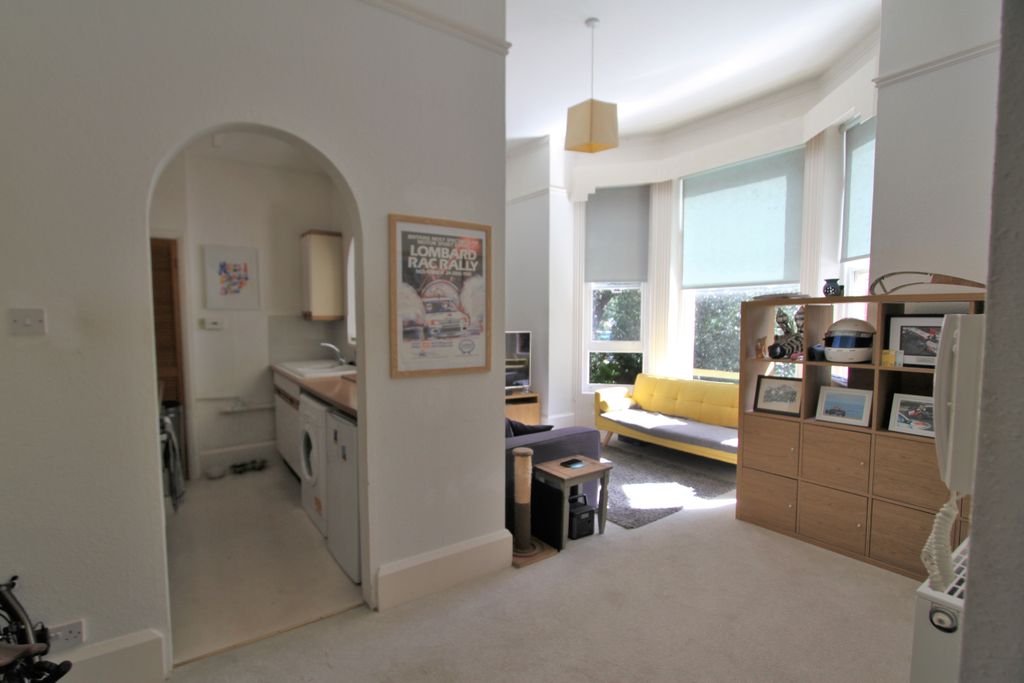 Property photo 2 of 7
