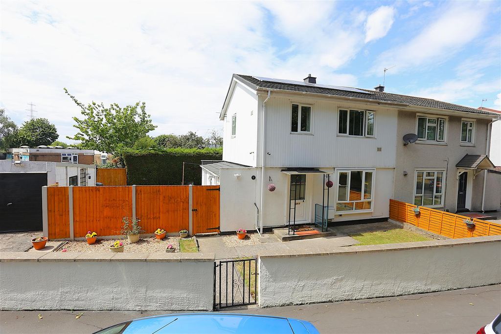 Property photo 1 of 20