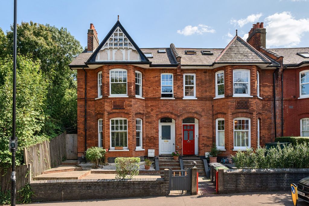 Property photo 1 of 16