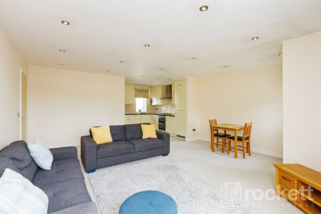 Property photo 2 of 25 Picture No. 28