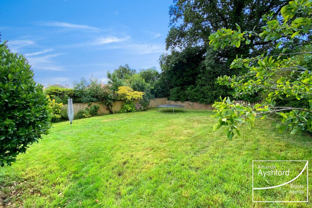 Property photo 3 of 27