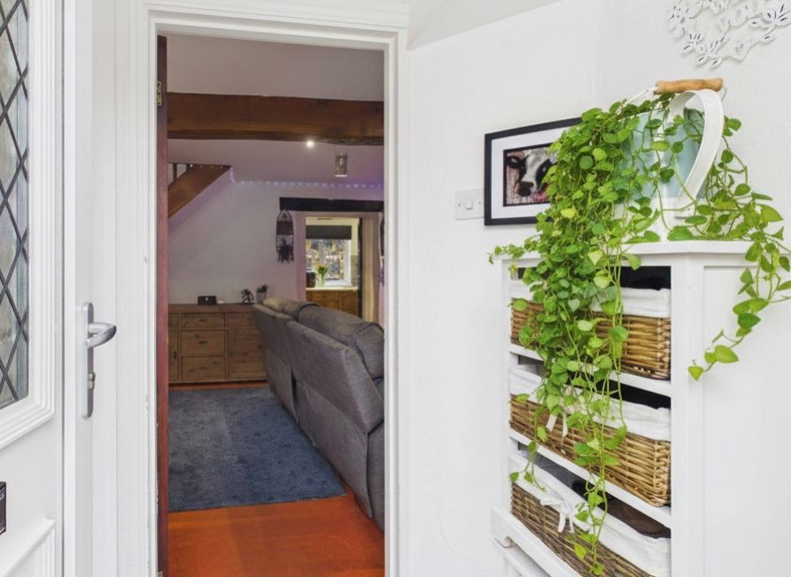 Property photo 2 of 16 Cam03640G0-Pr0091-Still001-001