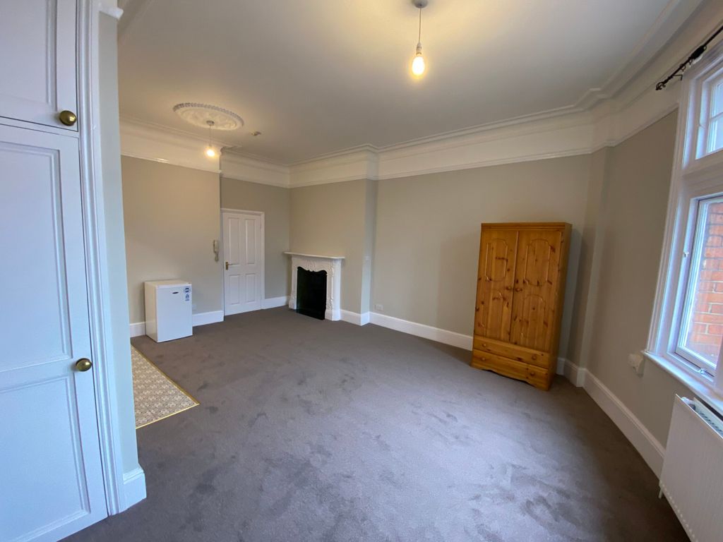 Property photo 2 of 4