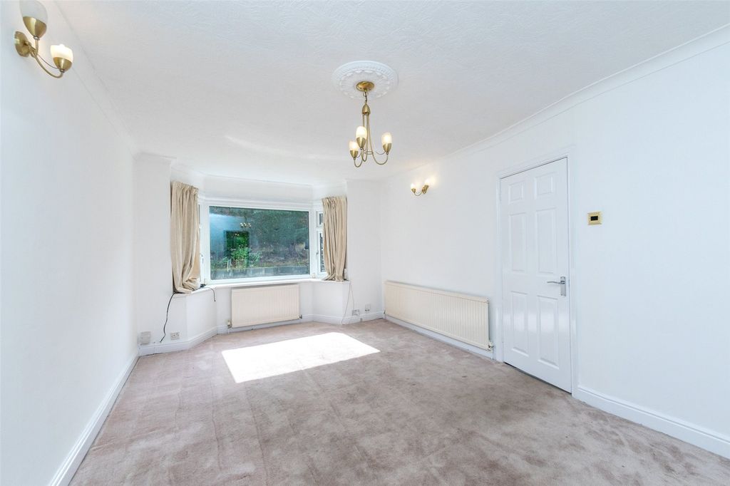 Property photo 2 of 35 Picture No. 22