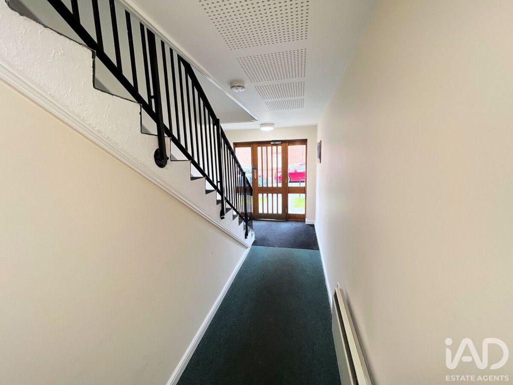 Property photo 2 of 7