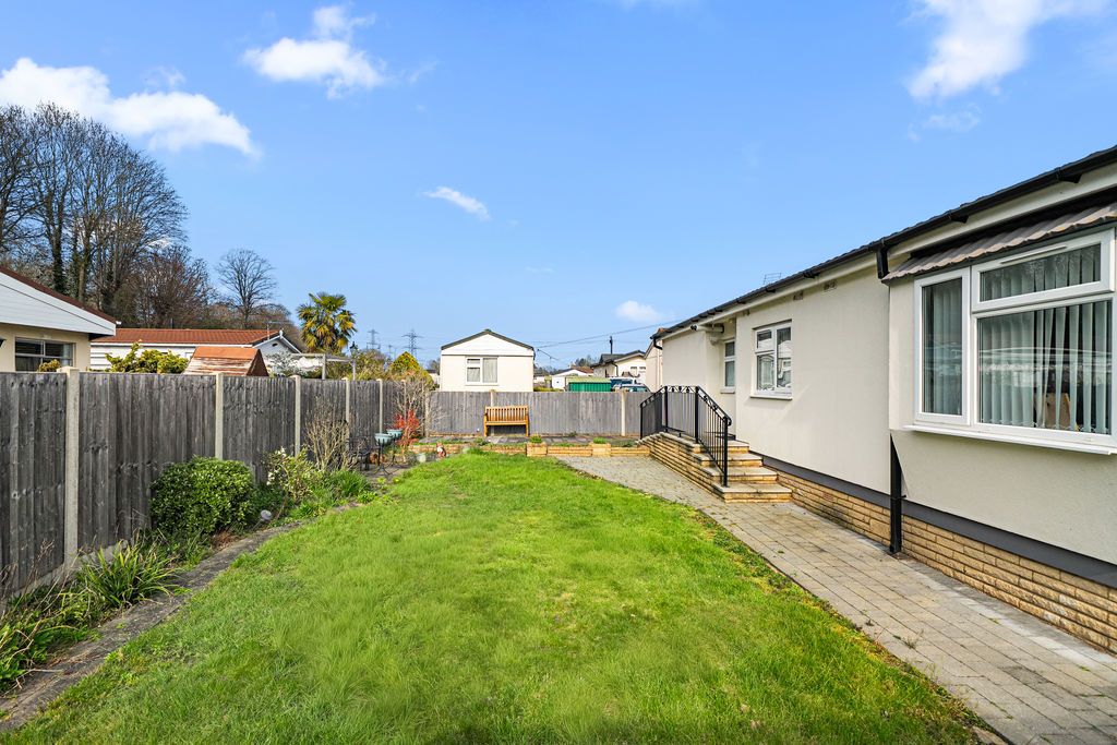 Property photo 2 of 14 Photo 15