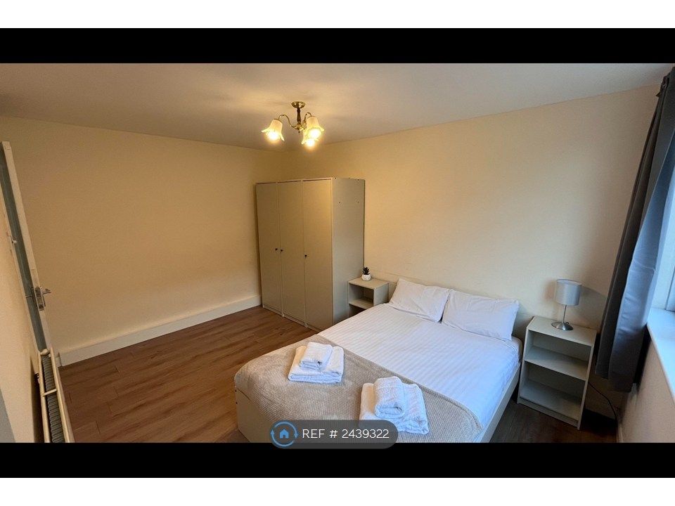 Property photo 1 of 4 Room 1