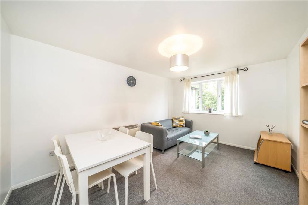 Property photo 2 of 5