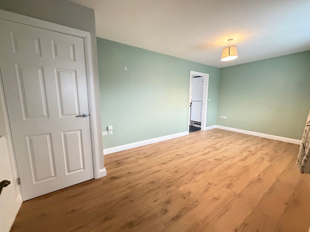 Property photo 3 of 10 Photograph