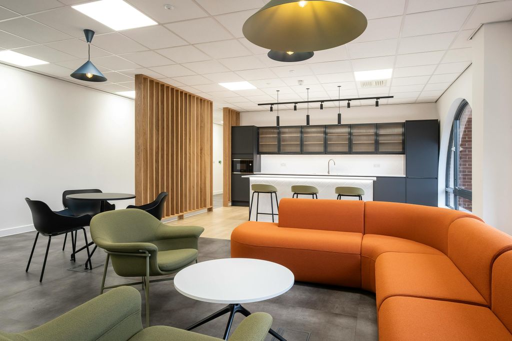 Property photo 1 of 22 Iw270525Gka0301St.Jpg