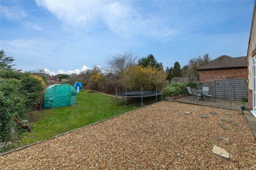 Property photo 2 of 28 Picture No. 06