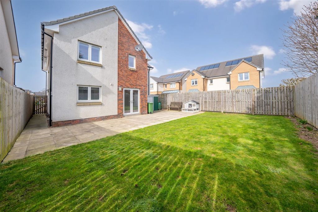 Property photo 2 of 37 Dsc00637-Hdr.Jpg