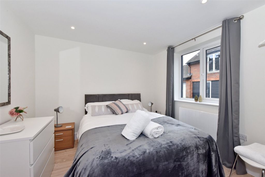 Property photo 2 of 6 Picture No. 07